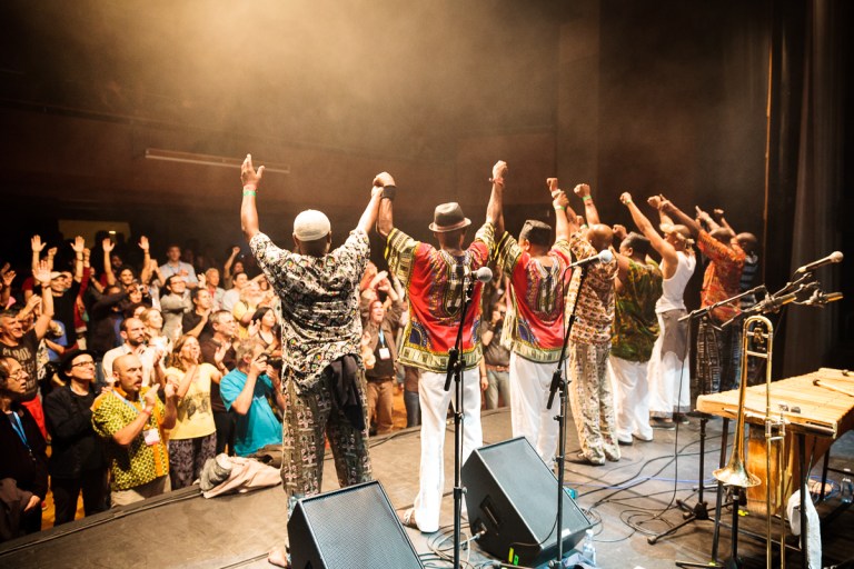 Abavuki, live. (Image source: www.abavuki.com)